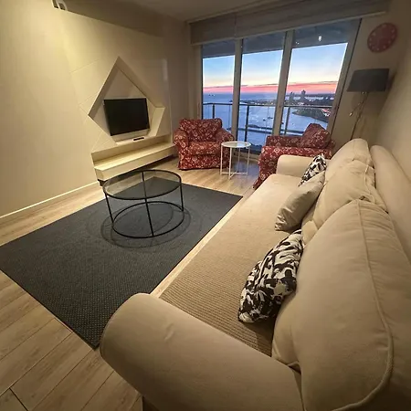 アパート Ottomare Sea, View, Pool, Gym イスタンブール